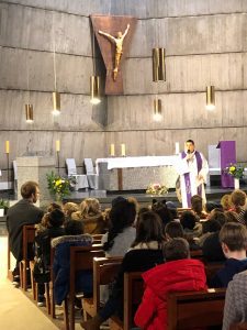Célébration de l'Avent à l'école Saint Marcel